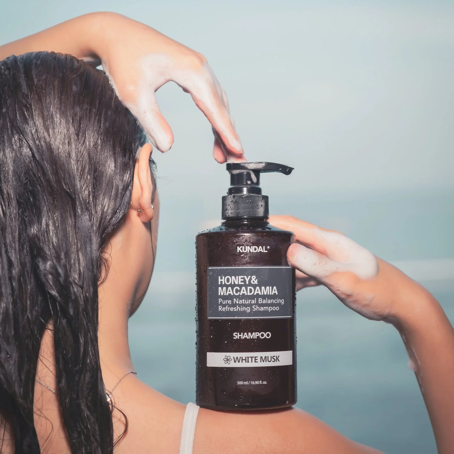 Honey & Macadamia Shampoo - Image 2