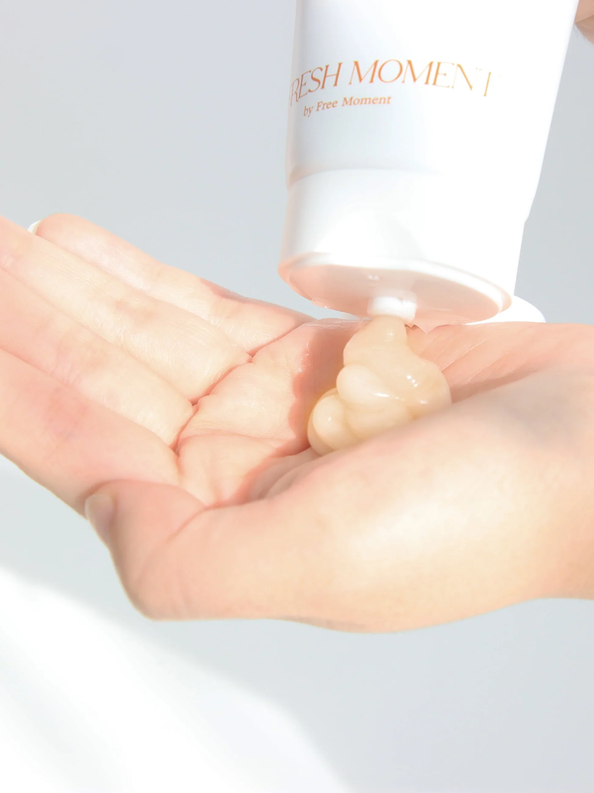 Refresh Moment Perfume Treatment - Image 2