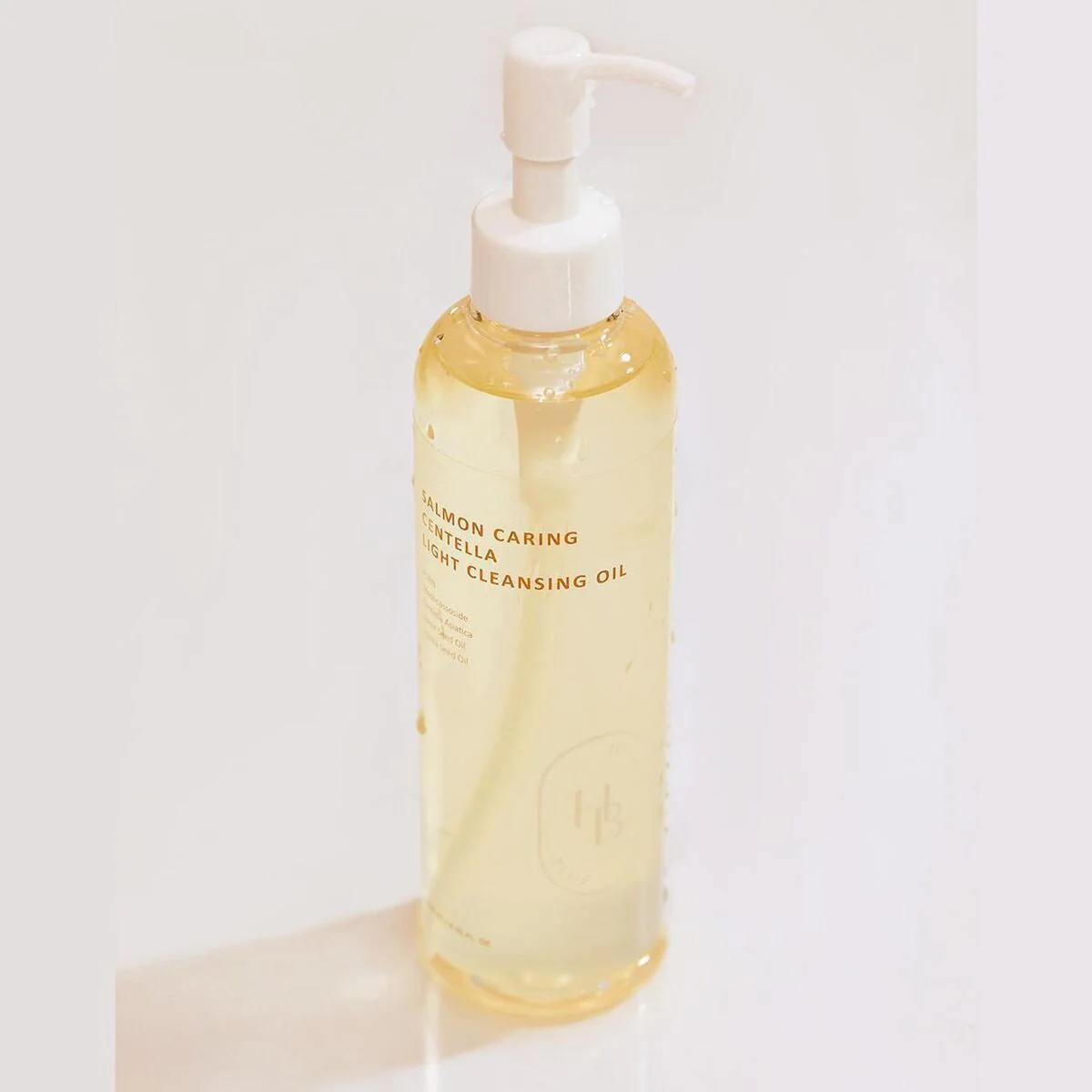 Salmon Caring Centella Light Cleansing Oil - Image 4
